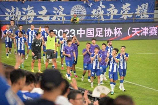 扒开老师狂揉电影